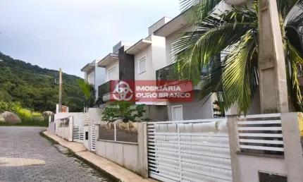 Casa com 3 quartos à venda na Servidão Professora Rosemari Eliete Nunes, 510, Ingleses do Rio Vermelho, Florianópolis