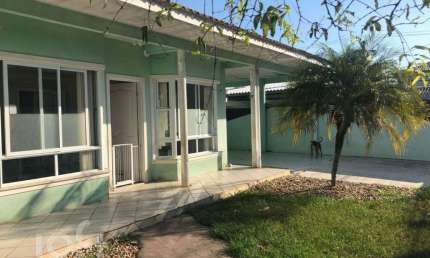Casa com 3 quartos à venda na Rua Joaquim Fernandez de Oliveira, 32, Abraão, Florianópolis