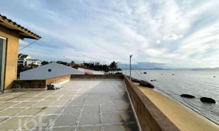 Casa com 3 quartos à venda na Rodovia Haroldo Soares Glavan, 3931, Cacupé, Florianópolis