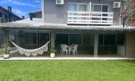 Casa em condomínio fechado com 2 quartos para alugar na Avenida Luiz Boiteux Piazza, 3017, Cachoeira do Bom Jesus, Florianópolis