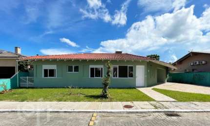 Casa em condomínio fechado com 4 quartos à venda na Itapecirica, 120, Itacorubi, Florianópolis