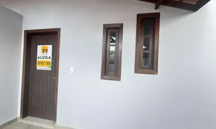 Casa em condomínio fechado com 2 quartos para alugar na Rua Raimundo Starosky, 786, Carianos, Florianópolis