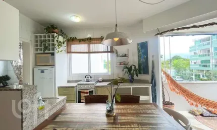 Apartamento com 2 quartos à venda na Rua Gilmar Darli Vieira, 66, Vargem Pequena, Florianópolis