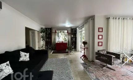 Apartamento com 4 quartos à venda na Rua Esteves Júnior, 527, Centro, Florianópolis