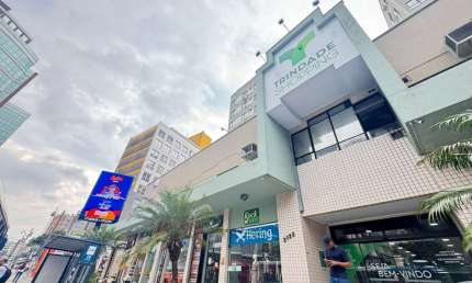 Sala comercial para alugar na Rua Lauro Linhares, 2123, Trindade, Florianópolis