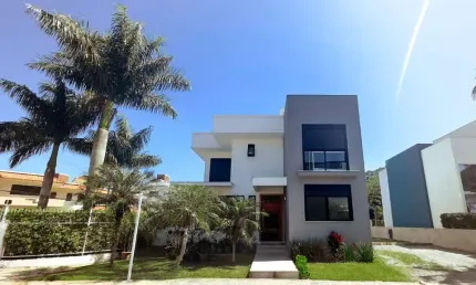 Casa em condomínio fechado com 4 quartos para alugar na Avenida Luiz Boiteux Piazza, 4500, Cachoeira do Bom Jesus, Florianópolis