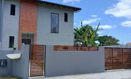 Casa com 2 quartos à venda na Servidão Rosalina Amélia dos Santos, 675, São João do Rio Vermelho, Florianópolis