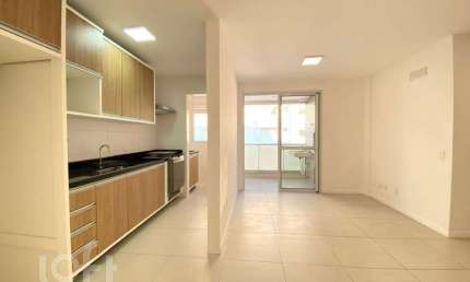 Apartamento com 3 quartos à venda na Rua Edison Areas, 197, Trindade, Florianópolis