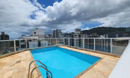 Apartamento com 3 quartos para alugar na Rua Presidente Coutinho, 264, Centro, Florianópolis