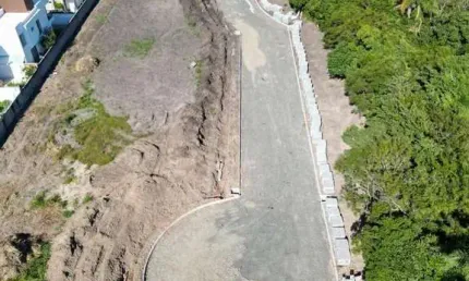 Terreno à venda na Rua Ingá Mirim, 100, Moenda, Florianópolis