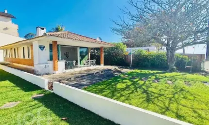 Casa com 4 quartos à venda na Rua Fernando Osvaldo de Oliveira, 208, Cachoeira do Bom Jesus, Florianópolis