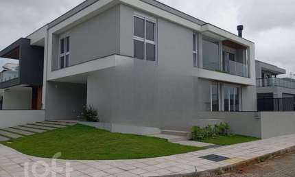 Casa com 3 quartos à venda na Rodovia Doutor Antônio Luiz Moura Gonzaga, 3138, Rio Tavares, Florianópolis