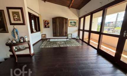 Casa com 3 quartos à venda na Rua Pascoal Simone, 815, Coqueiros, Florianópolis