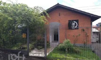 Casa com 3 quartos à venda na Rua Professora Maria Madalena Moura Ferro, 205, Estreito, Florianópolis