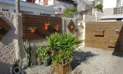 Casa com 3 quartos à venda na Servidão Catarina Albina Gouvêa, 160, Saco dos Limões, Florianópolis