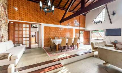 Casa com 4 quartos para alugar na Dos Arenques, 30, Jurerê Internacional, Florianópolis