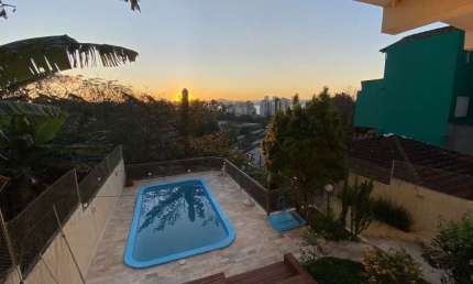 Casa com 4 quartos à venda na Rua Visconde de Taunay, 364, Agronômica, Florianópolis