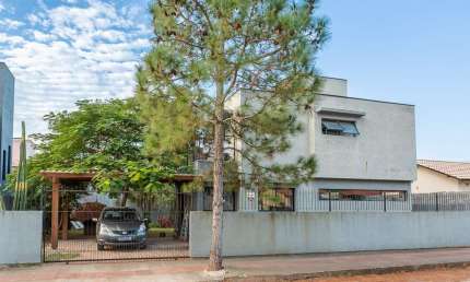 Casa com 4 quartos para alugar na Servidão Venâncio Bernardino das Chagas, 510, Rio Tavares, Florianópolis