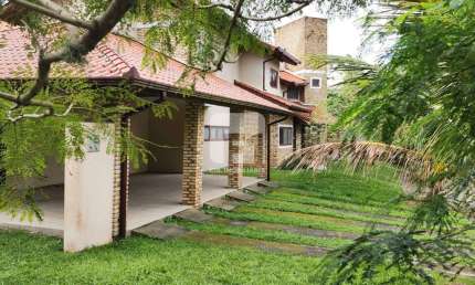 Casa em condomínio fechado com 4 quartos para alugar na Rodovia Doutor Antônio Luiz Moura Gonzaga, 647, Rio Tavares, Florianópolis