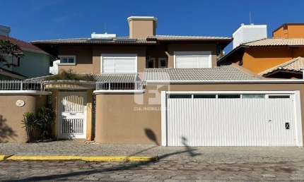 Casa com 4 quartos à venda na Rua Laélia Purpurata, 145, João Paulo, Florianópolis