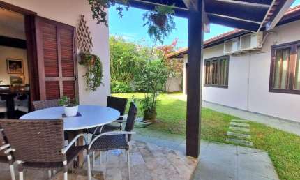Casa com 4 quartos à venda na Rua Itapuã, 26, Itacorubi, Florianópolis
