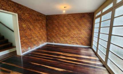 Casa com 3 quartos para alugar na Rua Feliciano Nunes Pires, 115, Centro, Florianópolis