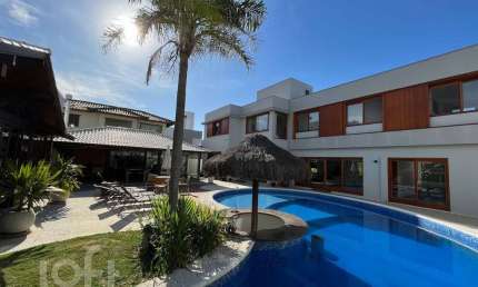 Casa em condomínio fechado com 4 quartos à venda na Rua Reverendo Gelson dos Santos Castro, 886, Rio Tavares, Florianópolis