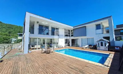 Casa em condomínio fechado com 4 quartos à venda na Rodovia Admar Gonzaga, 3180, Itacorubi, Florianópolis