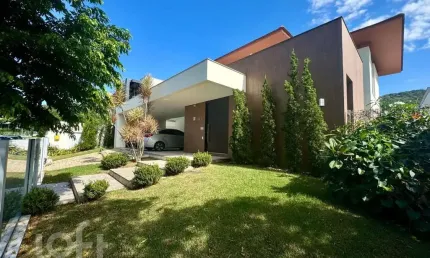 Casa com 4 quartos à venda na Carlos Drummond De Andrade, 61, Lagoa da Conceição, Florianópolis