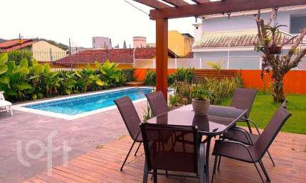 Casa com 3 quartos à venda na Rua Itapeva, 222, Itacorubi, Florianópolis