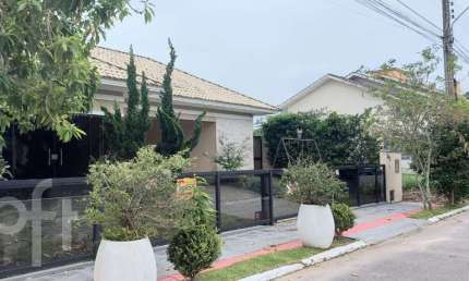 Casa em condomínio fechado com 4 quartos à venda na Avenida dos Jerivás, 293, Cachoeira do Bom Jesus, Florianópolis