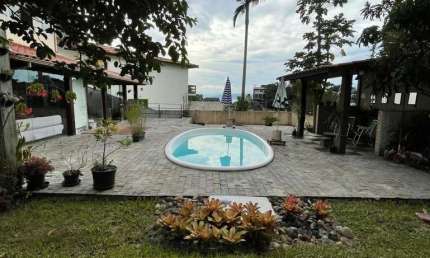 Casa com 4 quartos à venda na Rua Édio Ortiga Fedrigo, 93, Centro, Florianópolis
