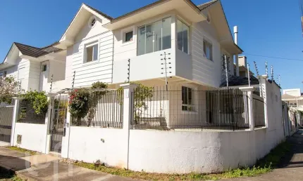 Casa com 3 quartos à venda na Rua Professor Gilberto Cabussu, 1, Santa Mônica, Florianópolis