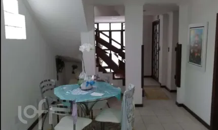 Casa com 3 quartos à venda na Rua Ângelo La Porta, 258, Centro, Florianópolis