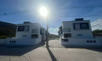 Casa com 3 quartos à venda na Rodovia Baldicero Filomeno, 2, Ribeirão da Ilha, Florianópolis