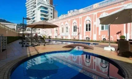 Apartamento com 4 quartos à venda na Avenida Governador Irineu Bornhausen, 146, Agronômica, Florianópolis