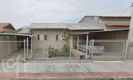Casa com 4 quartos à venda na Rua José Cherem, 382, Carianos, Florianópolis