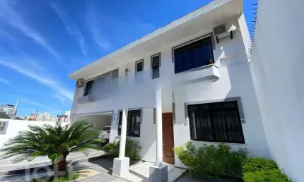 Casa com 5 quartos à venda na Rua Doutor Armando Valério de Assis, 67, Agronômica, Florianópolis
