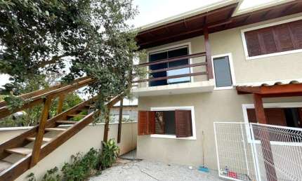 Apartamento com 2 quartos para alugar na Travessa Ibiza, 126, Campeche, Florianópolis