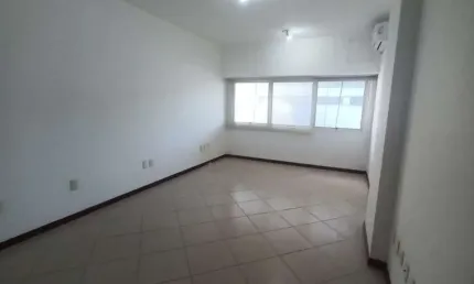 Sala comercial à venda na Avenida Desembargador Vítor Lima, 260, Trindade, Florianópolis