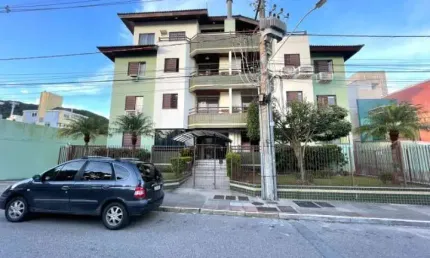 Apartamento com 3 quartos para alugar na Rua Manoel Severino de Oliveira, 345, Lagoa da Conceição, Florianópolis