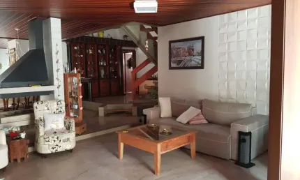 Casa com 5 quartos à venda na Rua Deputado Waldemar Salles, 159, Lagoa da Conceição, Florianópolis