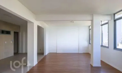 Apartamento com 3 quartos à venda na Rua Presidente Coutinho, 81, Centro, Florianópolis