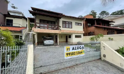 Casa com 5 quartos para alugar na Rua Dorvalina Machado Coelho, 409, João Paulo, Florianópolis
