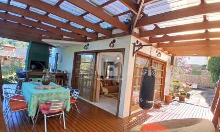 Casa com 4 quartos para alugar na Rua Laurindo Januário da Silveira, 967, Lagoa da Conceição, Florianópolis
