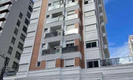 Apartamento com 2 quartos para alugar na Rua São Jorge, 180, Centro, Florianópolis