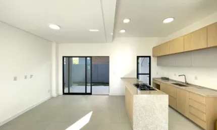 Casa com 3 quartos para alugar na Rua Canela Amarela, 335, Ribeirão da Ilha, Florianópolis