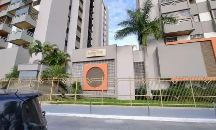 Apartamento com 4 quartos para alugar na Avenida Governador Irineu Bornhausen, 3770, Agronômica, Florianópolis