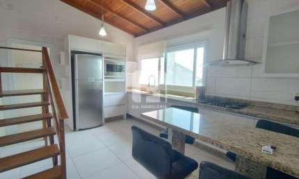 Casa com 2 quartos para alugar na Servidão Nossa Senhora do Caravaggio, 10, Agronômica, Florianópolis
