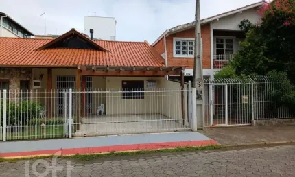 Casa com 4 quartos à venda na Rua Joel Moura, 192, Canasvieiras, Florianópolis